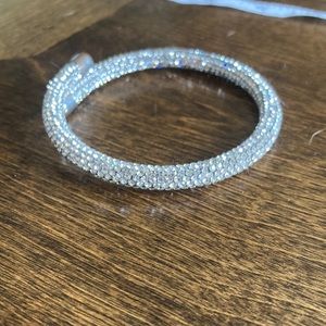 Paparazzi - Stageworthy Sparkle - White Bracelet